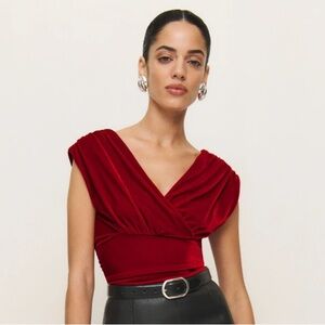 Amelia knit top reformation velvet XS